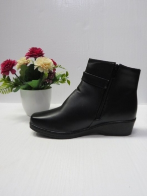 Botki damskie ocieplane na koturnie (37-42) F-18 BLACK