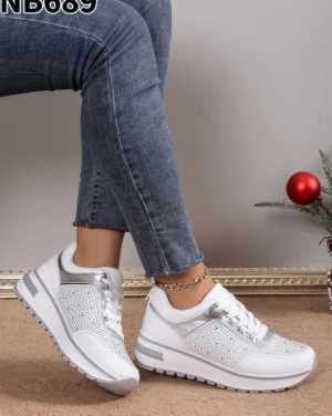 Buty sportowe damskie na płaskim (36-41) NB689