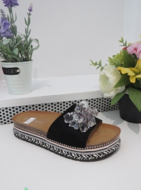 Klapki damskie na koturnie (36-41) 20-378 BLACK