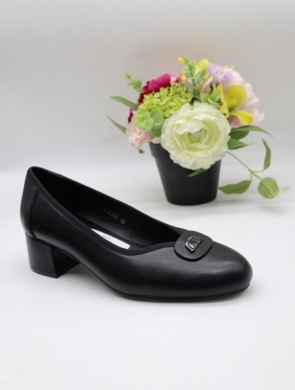Czółenki damskie na obcasie (36-41) YCC-179 BLACK