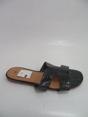 Klapki damskie na płaskim (36-41) F-069 BLACK