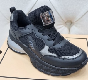 Buty sportowe damskie na płaskim (36-40)
