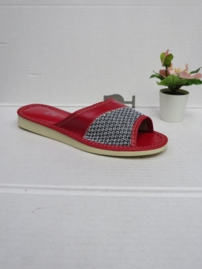 Kapcie damskie (36-41) 21B00