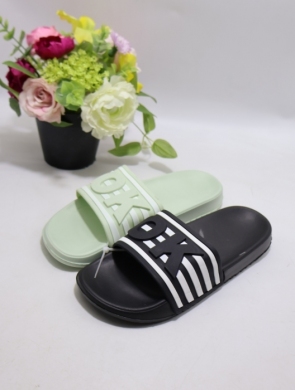 Basenówki damskie (36-41) WH010 MIX