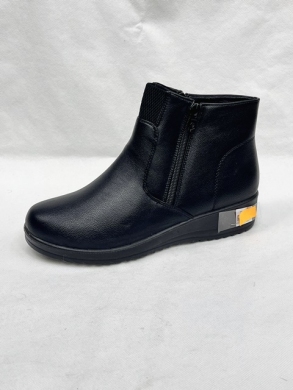 Botki damskie ocieplane na płaskim (39-43) DW33-1 BLACK