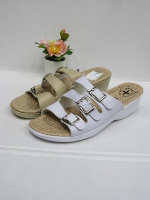 Klapki damskie na koturnie (36-41) 2923 BL/WH/BE