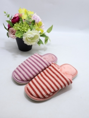 Kapcie damskie ocieplane (36-41) SH003 MIX