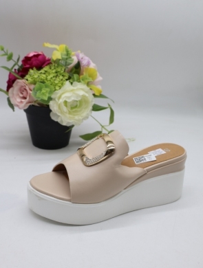 Klapki damskie na koturnie (36-41) 9920 BEIGE