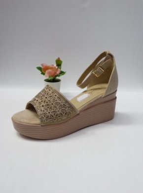 Sandały damskie na koturnie (36-41) B-9054 BEIGE
