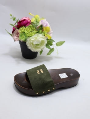 Klapki damskie na płaskim (36-41) F72 GREEN