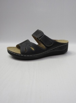 Klapki damskie na koturnie (36-42) 684-15 BLACK