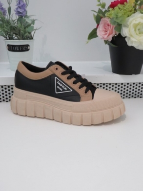 Buty sportowe damskie na koturnie (36-41) B70