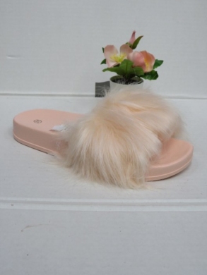 Klapki damskie z futerkiem (36-41) DT6-18 PINK