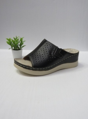 Klapki damskie na koturnie (36-41) 4011 BLACK