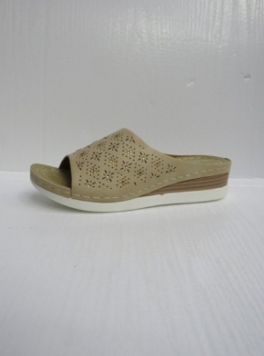 Klapki damskie na koturnie (36-41) N22-890 BEIGE