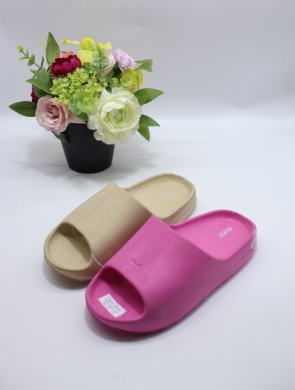 Basenówki damskie (36-41) L3033 MIX