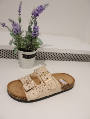 Klapki damskie na płaskim (36-41) BJ732 BEIGE