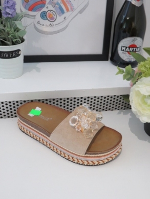 Klapki damskie na koturnie (36-41) 20-378 BEIGE