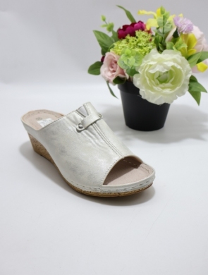 Klapki damskie na koturnie (36-41) C9917-4 WH