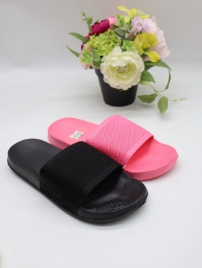 Basenówki damskie (36-41) D223 MIX