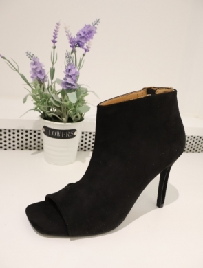 Sandały damskie na szpilce (36-41) 99-02 BLACK