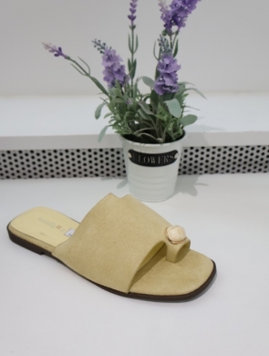 Klapki damskie na płaskim (36-41) 9816 YELLOW