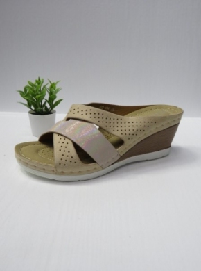 Klapki damskie na koturnie (36-41) N22-896 BEIGE