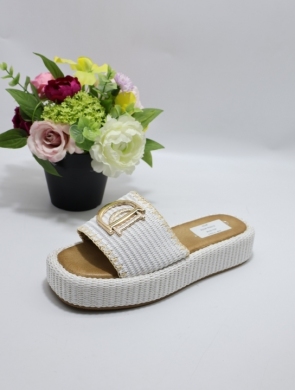 Klapki damskie na płaskim (36-41) D2135 WHITE