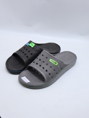 Basenówki męskie (40-45) M3142 MIX