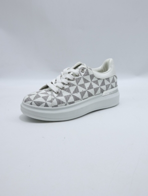 Buty sportowe damskie na płaskim (36-41) J-13 WHITE