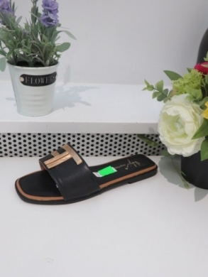 Klapki damskie na płaskim (36-41) F318 BLACK