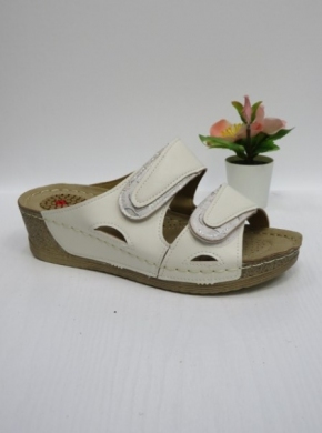 Klapki damskie na koturnie (36-41) KS-9112 WHITE