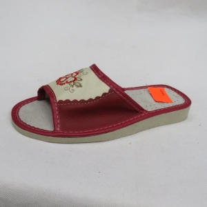 Kapcie damskie (36-41) D8D