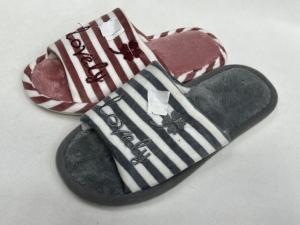 Kapcie damskie (36-41) 2021-16 MIX