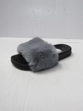 Klapki damskie z futerkiem (36-41) DT5-B6 GREY/BLACK