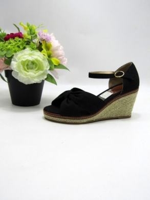 Sandały damskie na koturnie (36-41) LE-558 BLACK