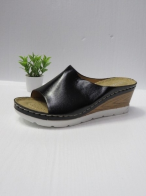 Klapki damskie na koturnie (36-41) N22-897 BLACK