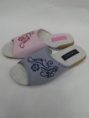Kapcie damskie (36-41) S53-OP MIX