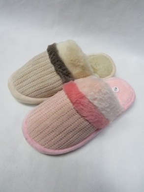 Kapcie damskie ocieplane (36-41) F8-5 MIX