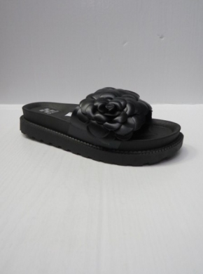 Klapki damskie na płaskim (36-41) 98-57 BLACK