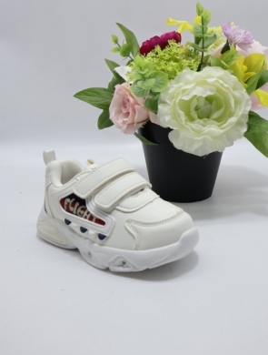 Buty sportowe dziewczęce (21-26) T11081A