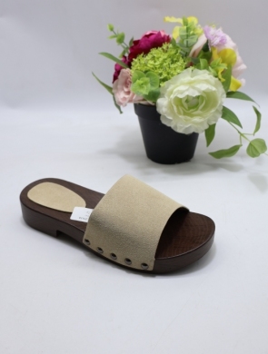 Klapki damskie na płaskim (36-41) DM523 BEIGE