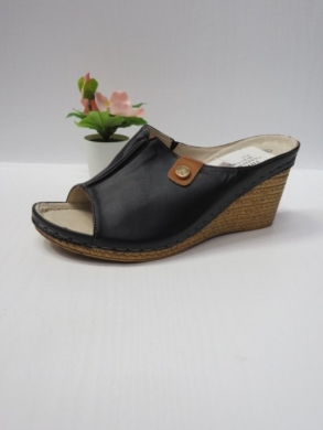 Klapki damskie na koturnie (36-41) 7AA223 BLACK