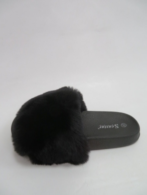Klapki damskie z futerkiem (36-41) WB02 BLACK