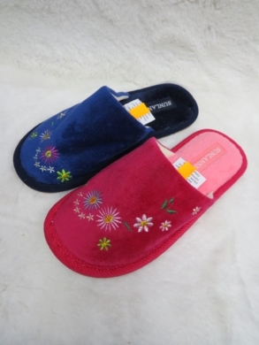 Kapcie damskie ocieplane (37-41) BM53 MIX