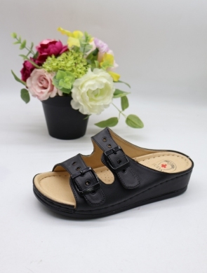 Klapki damskie na koturnie (36-41) 0822 BLACK