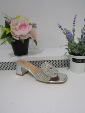 Klapki damskie na obcasie (36-41) B1639-172 SILVER