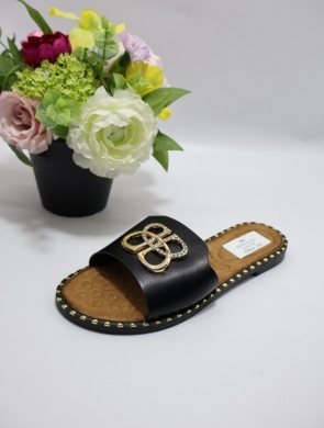 Klapki damskie na płaskim (36-41) DM100 BLACK