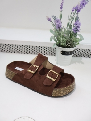 Klapki damskie na płaskim (36-41) 1157 BROWN
