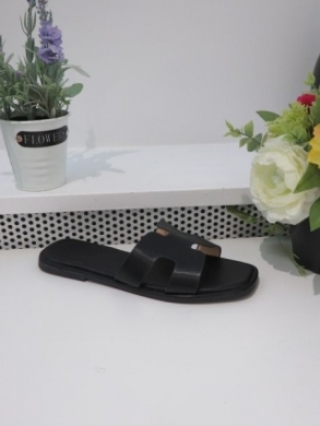 Klapki damskie na płaskim (36-41) B2101 BLACK